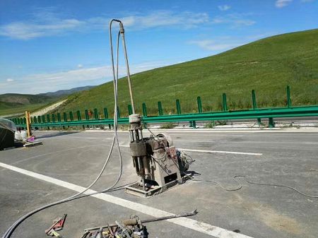 龙楼镇公路地基基础注浆加固